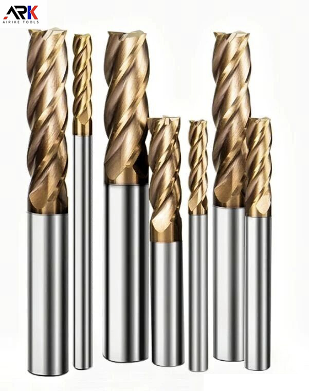 Lamedapõhjaline nuga